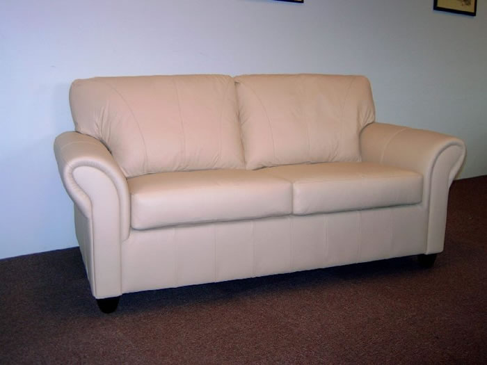 Natalie arm chair