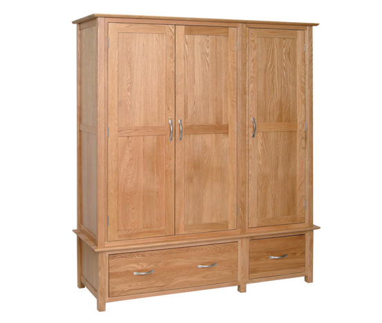 Unbranded New oak triple wardrobe