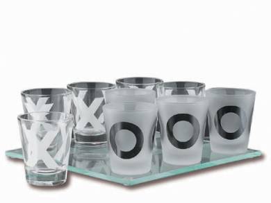 Noughts & Crosses Shot Glass Set