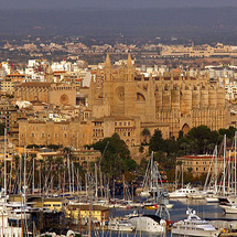 Take a walk through Palma