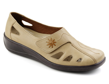 Stylishly comfortable to feel like a best friend. Perfect for feel-good days strolling across sand d