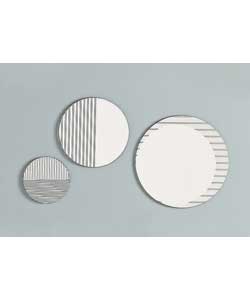 Wall mirrors.Size: 40 x 30 x 20cm.