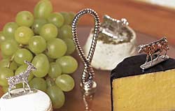 Help your guests to know what they are eating with