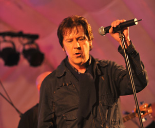 Unbranded Shakin Stevens