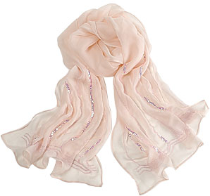 An ideal evening accessory to go with that straple