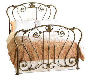 The Harwood Hamden Kingsize Bedstead