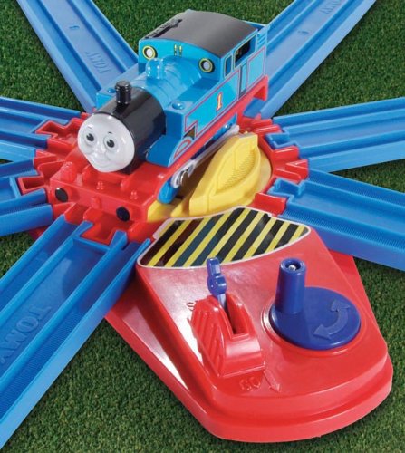 Thomas the Tank Engine Motor Road & Rail Accessories: Engine Turntable- Tomy