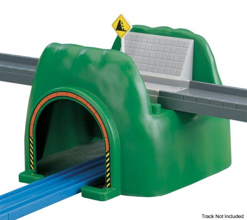 Thomas the Tank Engine Motor Road & Rail Accessories: Road & Rail Tunnel- Tomy