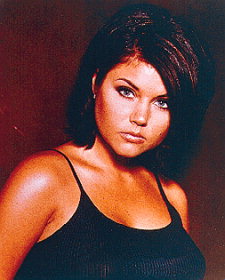 Tiffani-amber Thiessen photo