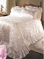 Sumptuous satin bedlinen with a subtle floral patt