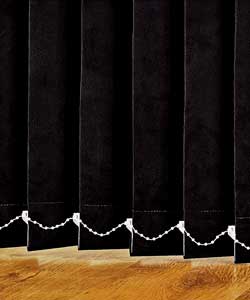 100 polyester.9cm/3.5in louvres.Sewn bottom pockets on louvres.Enough for a 244cm/8ft wide vertical 