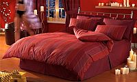 Warwick Bedding
