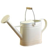 Taking inspiration from a bygone era, our collection of warm cream enamelware is the very definition
