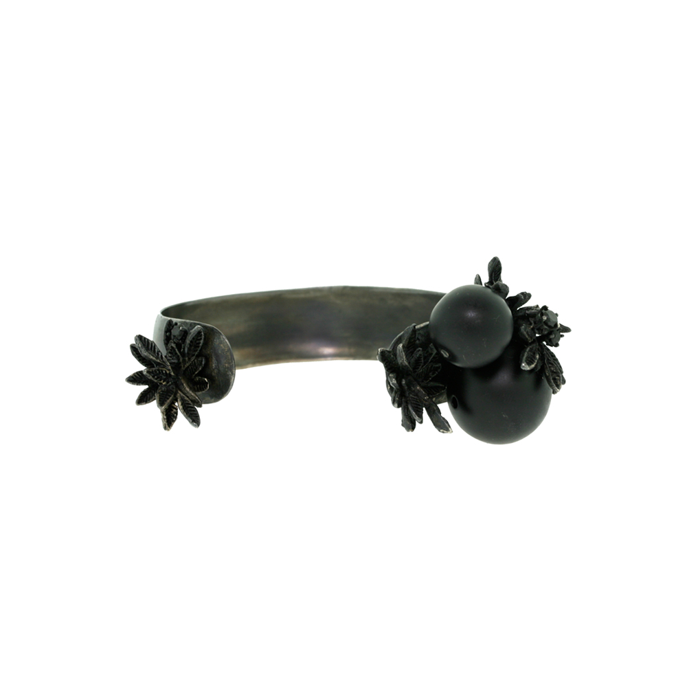 Unbranded Wide Ball Flower Cuff