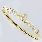 Womens 9ct. Celtic Claddagh Bangle