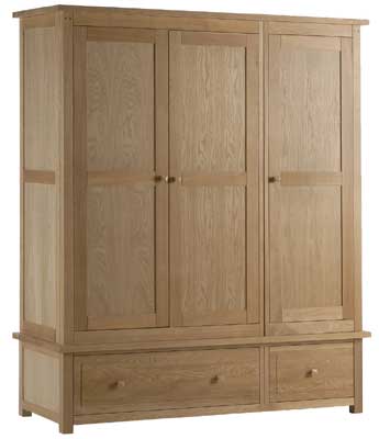 Oak Triple Wardrobe with Drawers