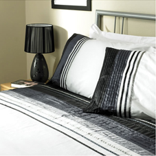 Wilkinson Plus Pleat Duvet Set Black Kingsize