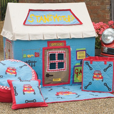 Win Green Garage Playhouse (Large)