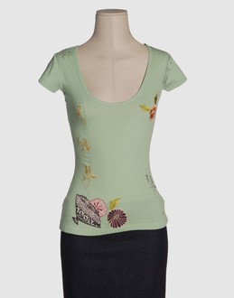 TOP WEAR Short sleeve t-shirts WOMEN on YOOX.COM