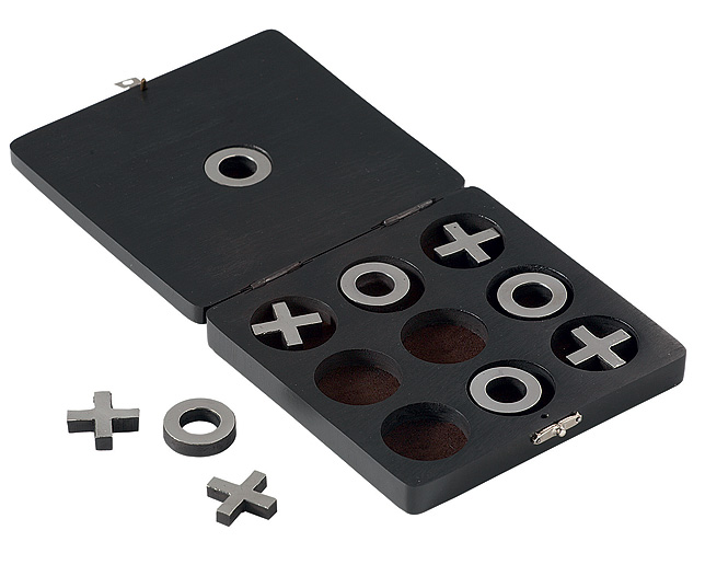 Game Box - Naughts and Crosses