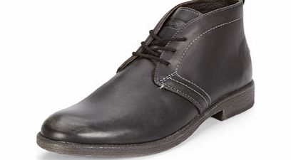 Wrangler Castle Chukka Boots