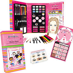 Make-Up Artist Training Set