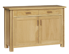 Oak 2 Door 2 Drawer Sideboard