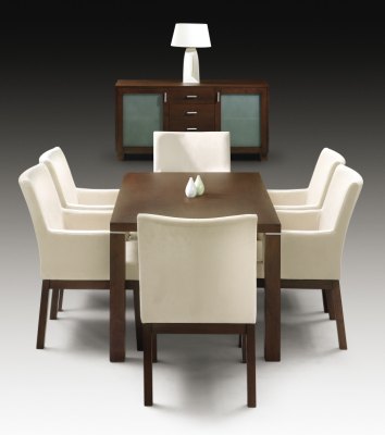 Club Diner Dining Set By Julian Bowen